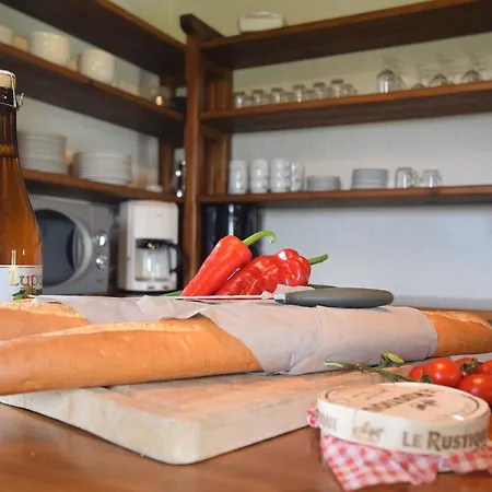 Spacious Holiday In Houffalize With Barbecue Vakantiehuis Nadrin